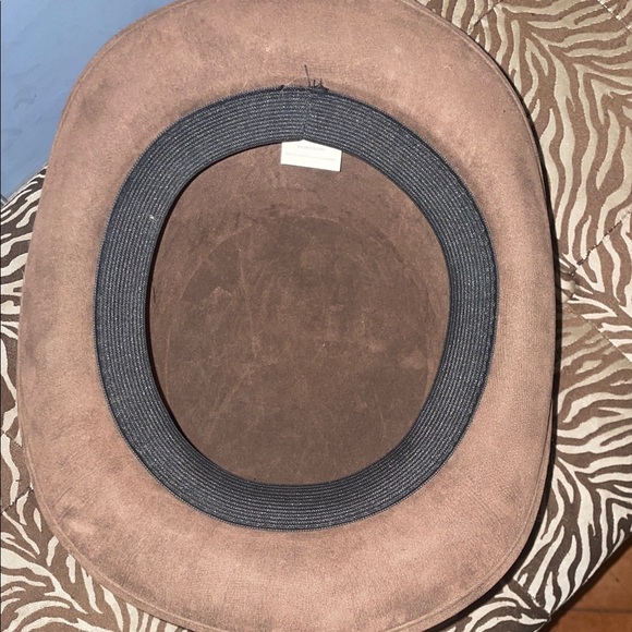 Steampunk Brown Top Hat with Goggles - Picture 6 of 7